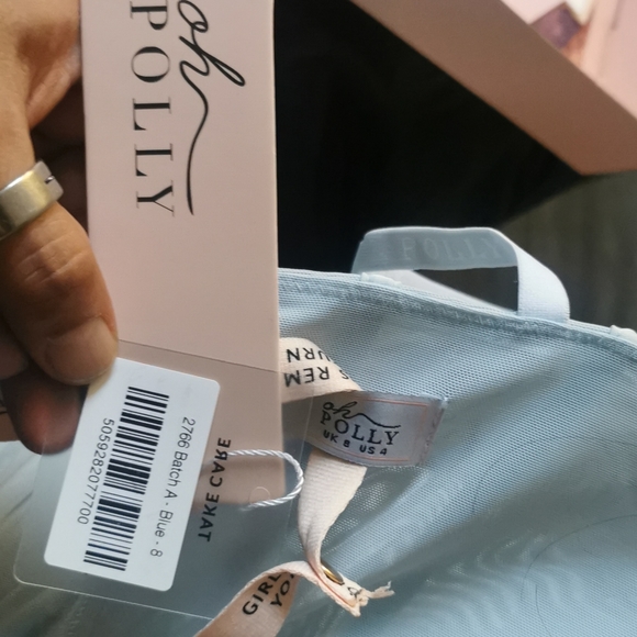 Brand New Dress Never Worn - Picture 5 of 7